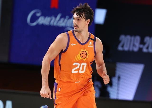 太阳官方克劳德继续缺阵萨里奇可以出战今日比赛