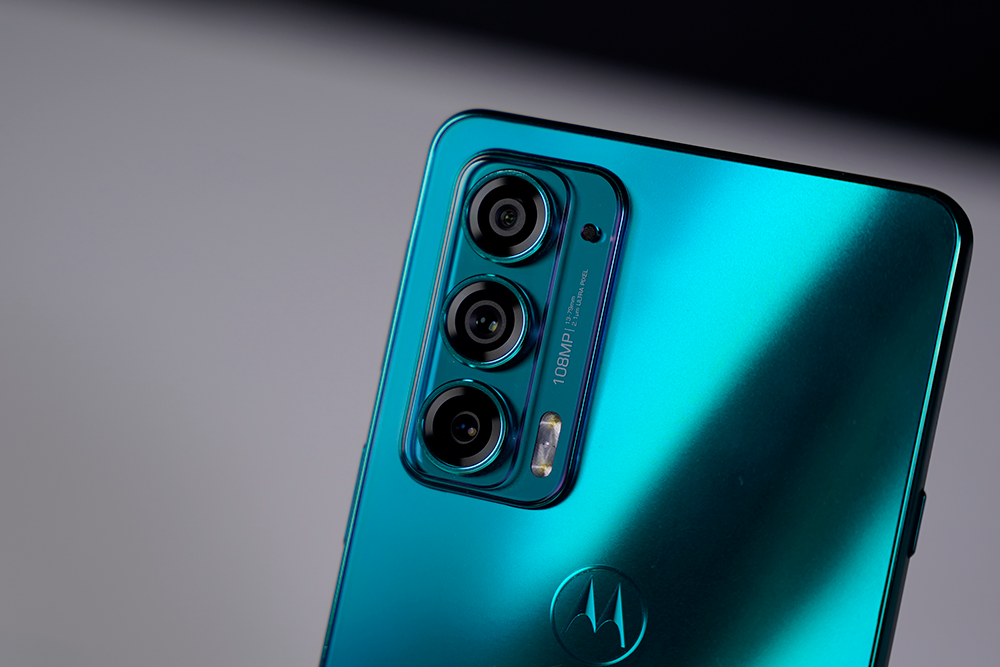 摩托罗拉最轻薄的5g手机续航有多顶?摩托罗拉edge轻奢版上手体验