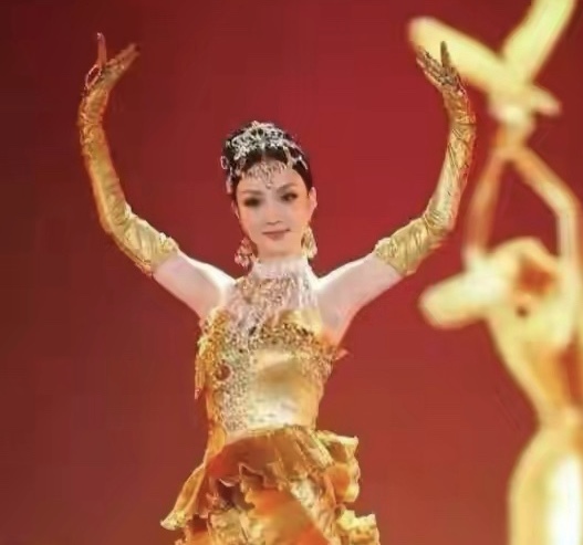 0C9E38C4-18B9-49B8-BD6C-D9A506C07565