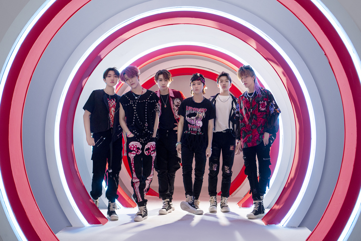 boy story 全开麦唱跳新专曲 "量角器"男团点燃线上音乐节__凤凰网