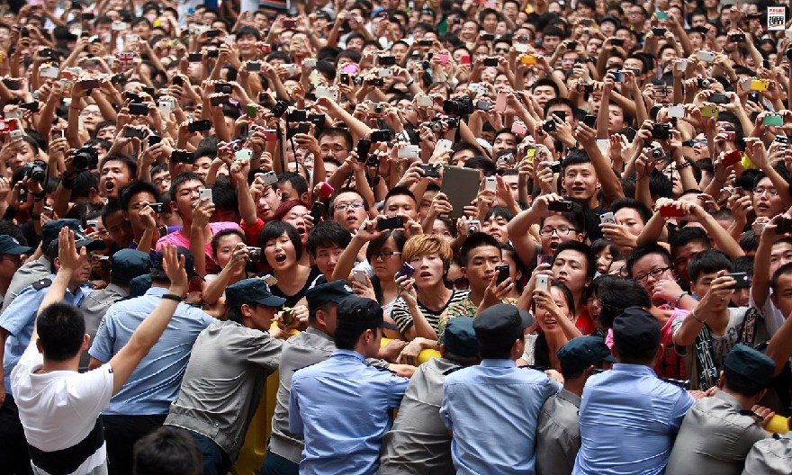 名人捐钱理所应当不是道德绑架这都是命