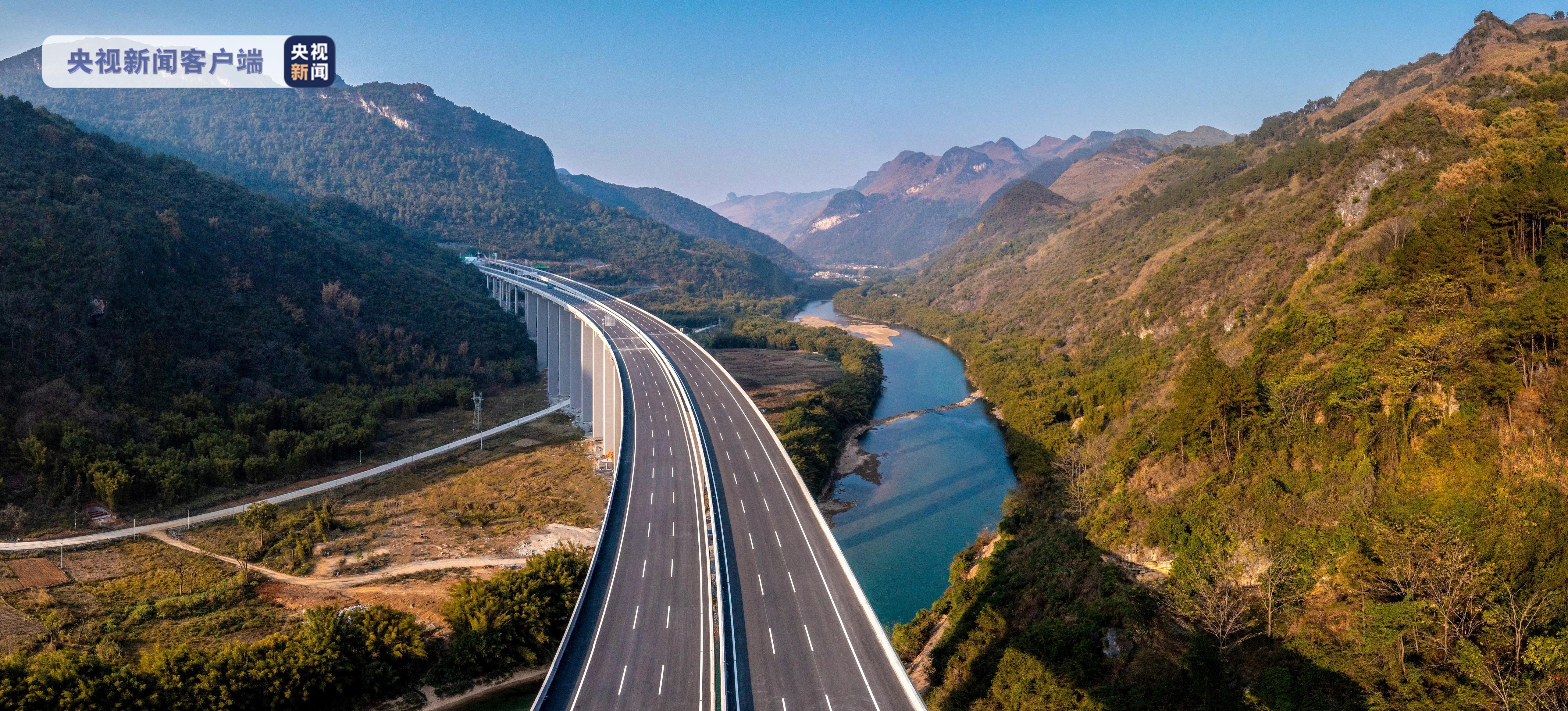 高速路风景图片唯美图片