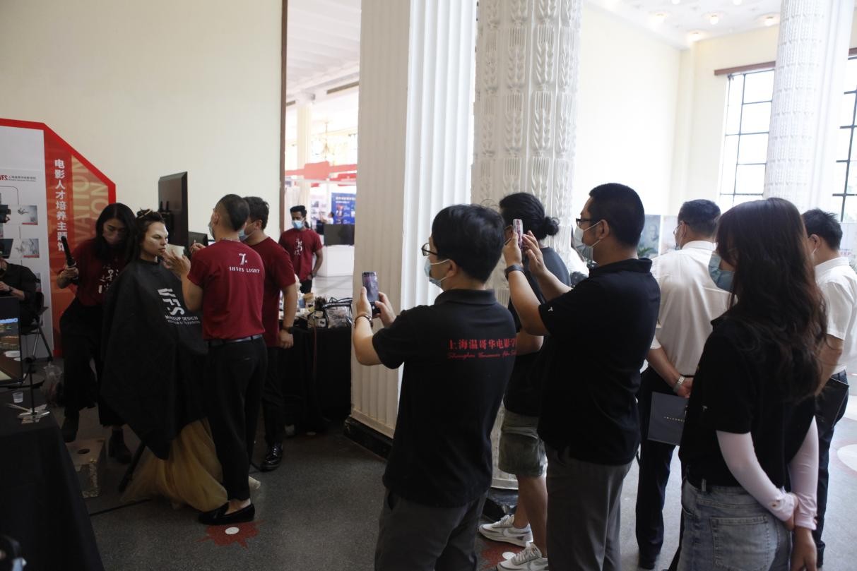 音效震撼的电影排行_10部比较震撼的灾难电影