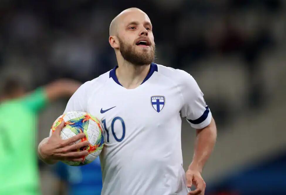 芬兰队核心普基效力诺维奇队。