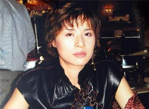 常熟名模顾春芳:颜值出众,靠美色"骗"17个亿,最终沦为死刑犯