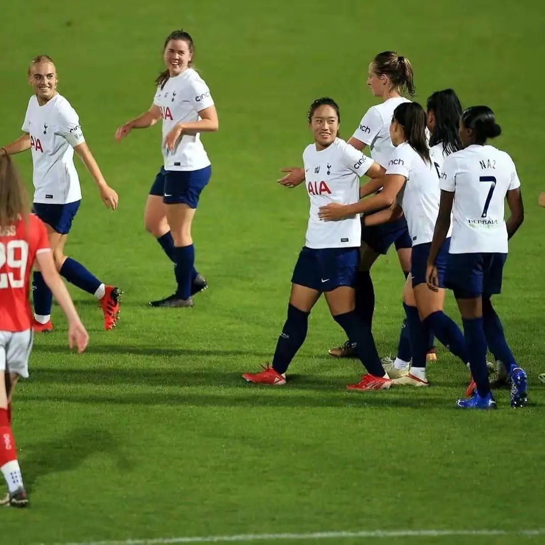 1 0制胜球 留洋首球到来 女足骄傲闪耀欧洲 凤凰网