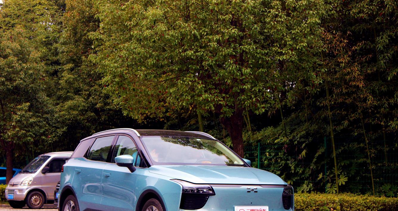 试驾爱驰u5pro20万级电动车能否兼顾舒适智能与性能