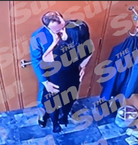 震撼全英已婚部长出轨三孩妈女下属政府办公室接吻摸臀