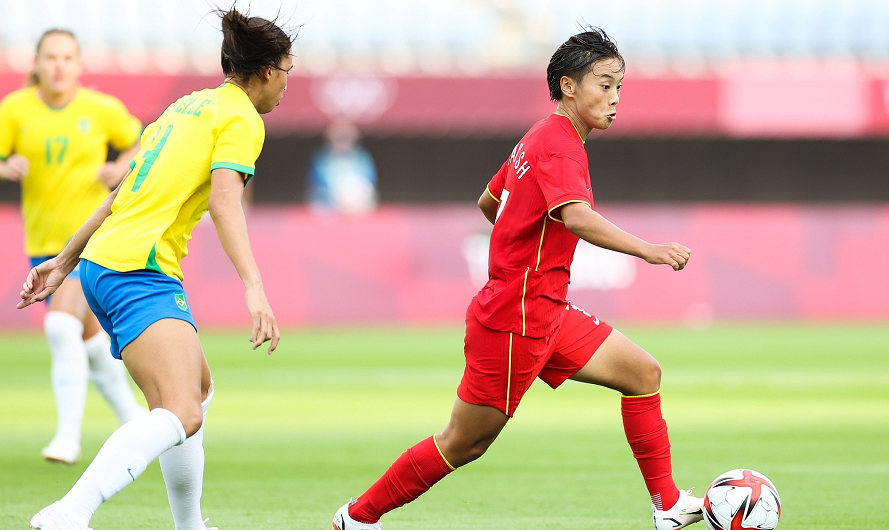 唯一亮点！中国女足0-5惨败 王霜小罗附体险复制绝杀韩国进球
