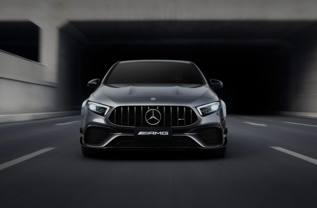 奔驰a级 amg(a35/a45):不到40万,加入amg车友圈