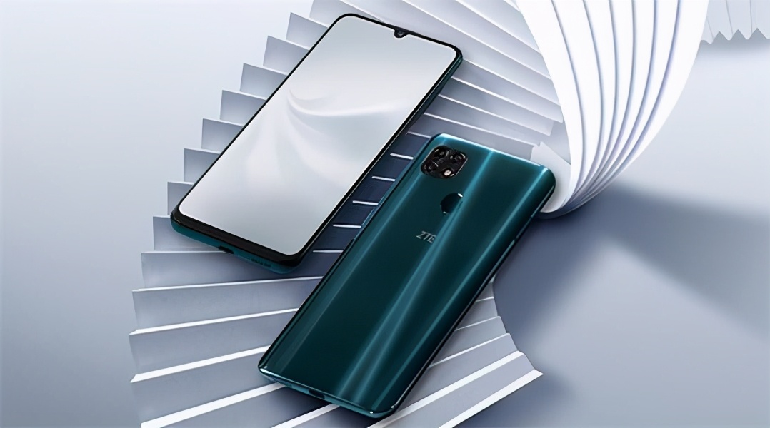 因此中兴的经销商为了销售手机,不得不下调中兴blade v2020 smart孝心