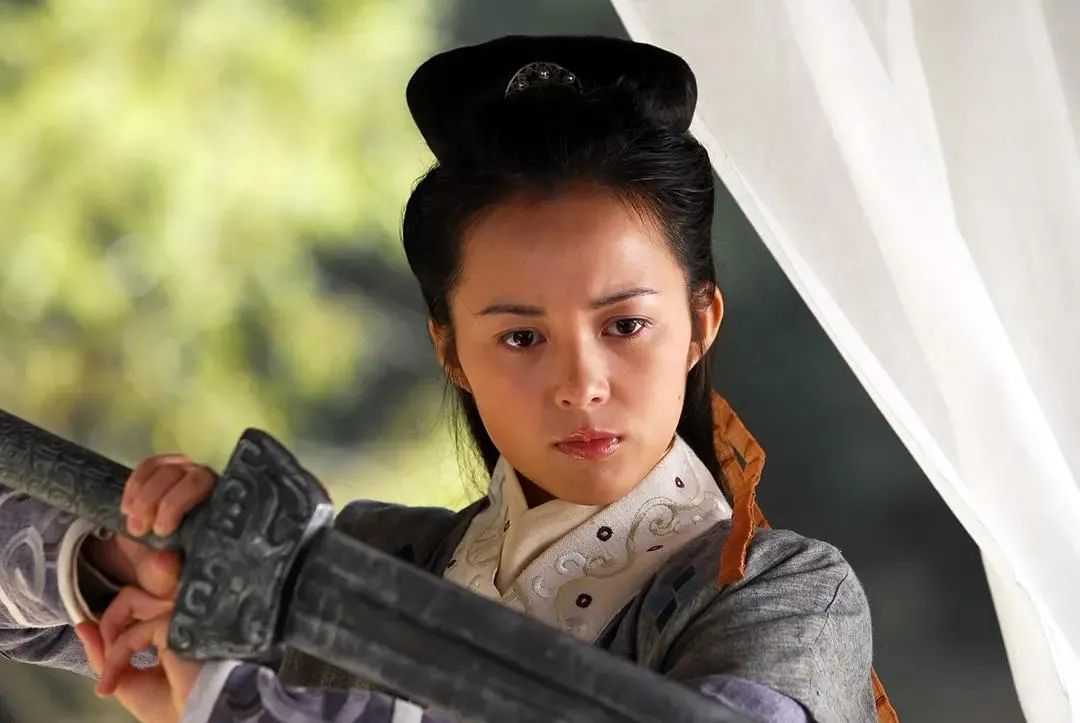 比如,和李逍遥最般配的是赵灵儿还是林月如,或者马尔泰若曦最爱的是老