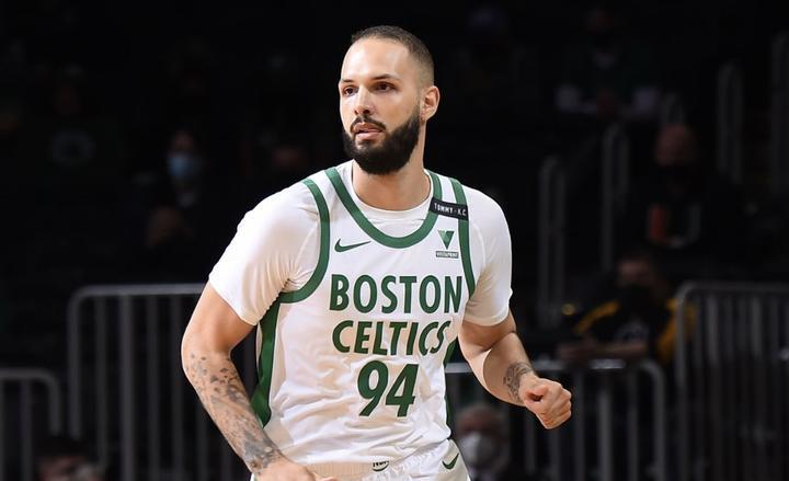 突然爆发!富尼耶末节三分6中6,全场砍下23分