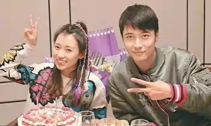 AB7635E7-9EA2-4B80-8D94-76E6DF29CBF7