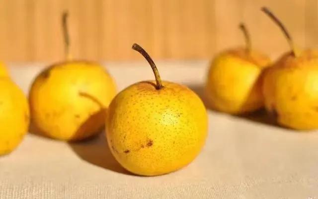 敦煌第一怪:香水梨要放黑卖