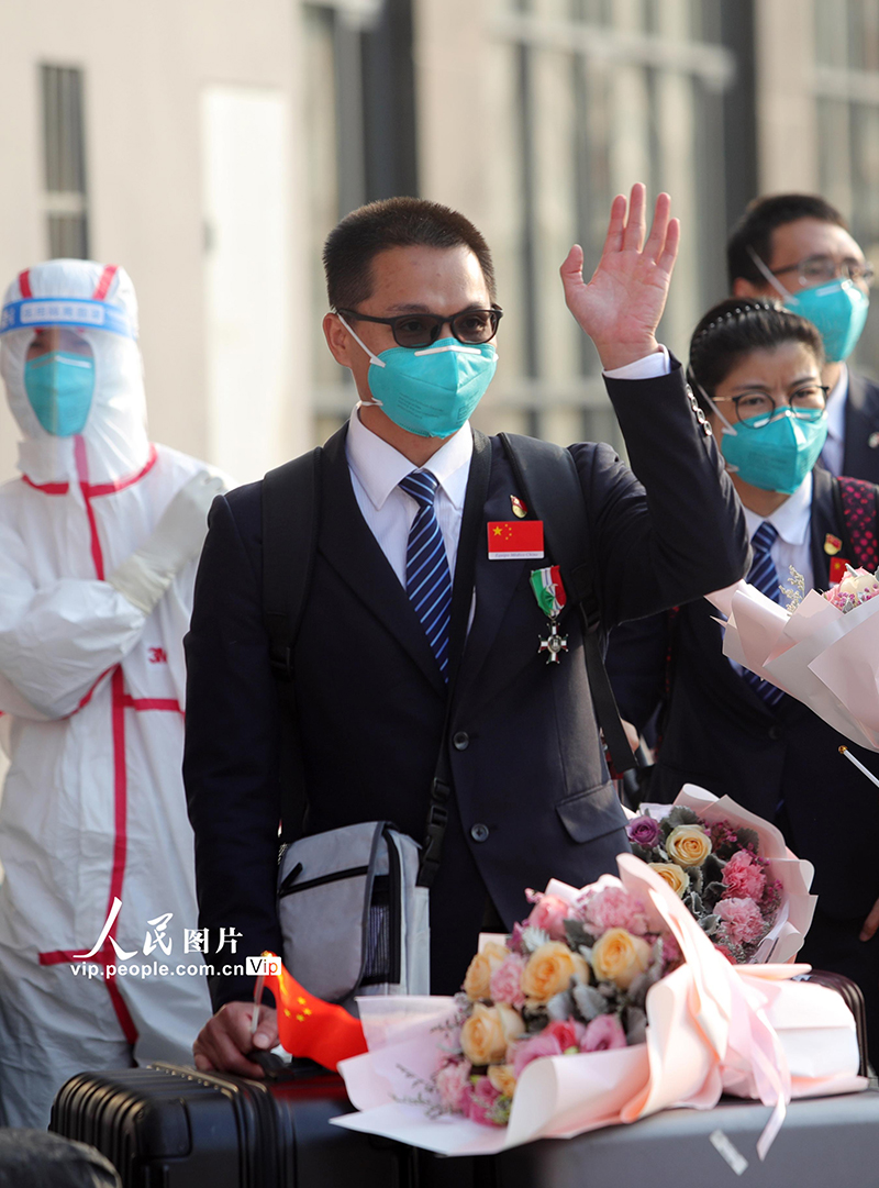 中国第30批(东莞)援非医疗队载誉归国