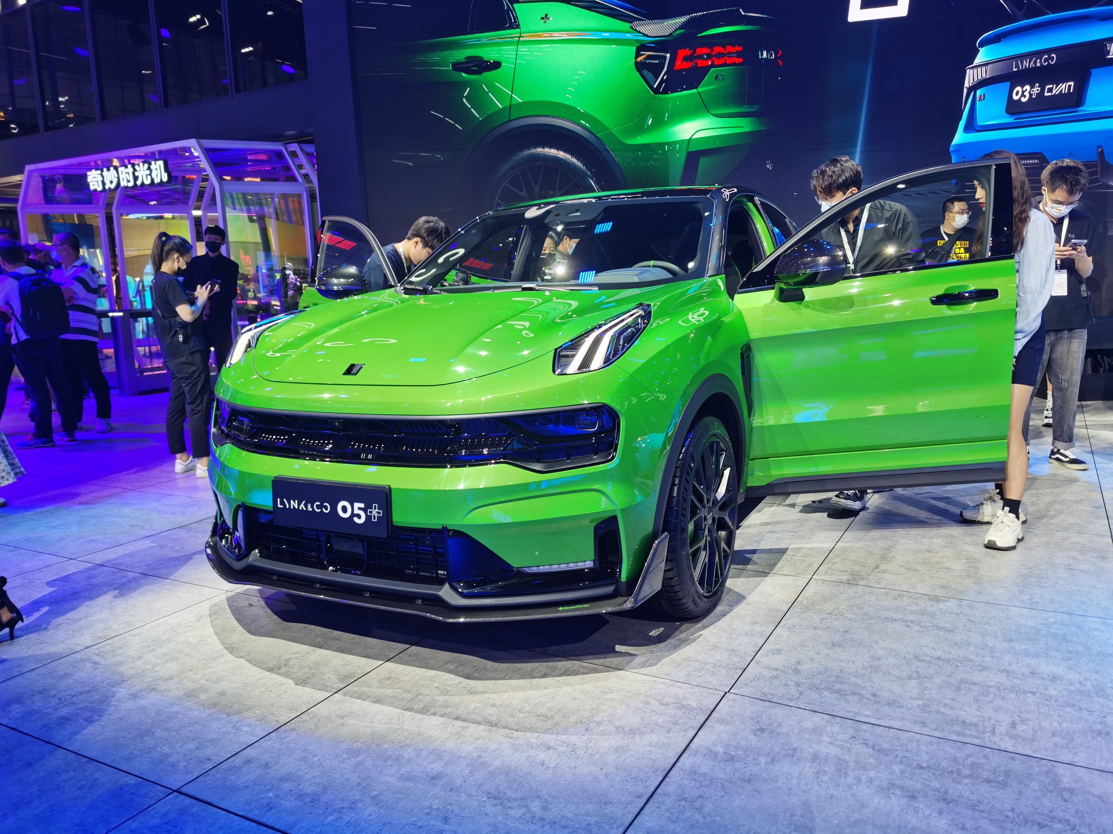 出厂即改装战斗气息十足领克05亮相成都车展