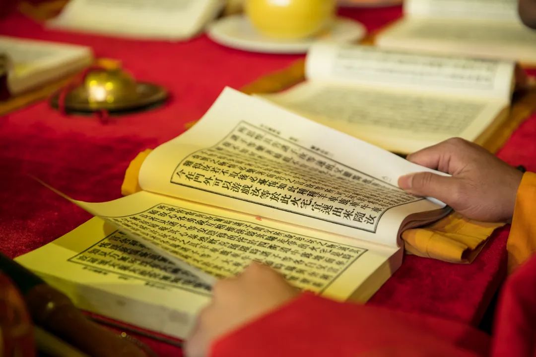 学佛,到底需要一个怎样的氛围?__凤凰网