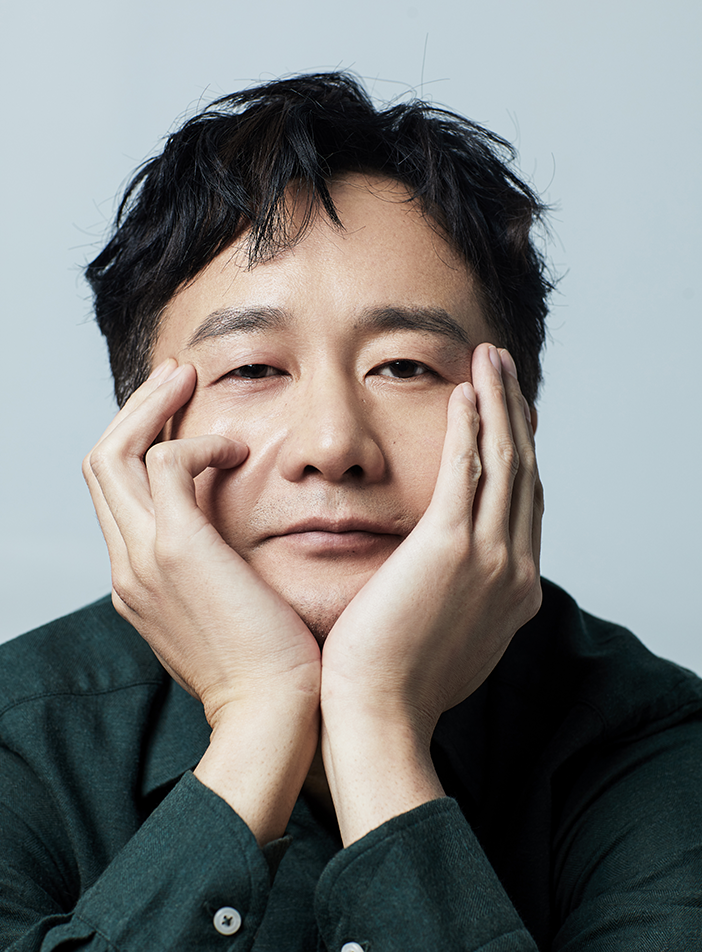 岳旸最新时尚大片 风格多样可塑性高