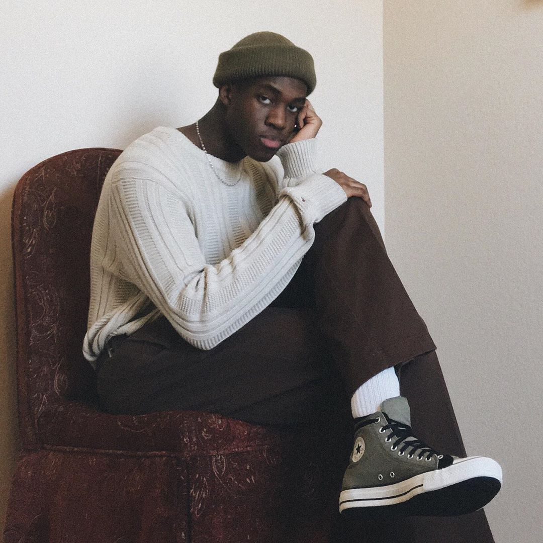 黑人时尚模特走红网络复古时尚风引人注目还获评最佳着装奖