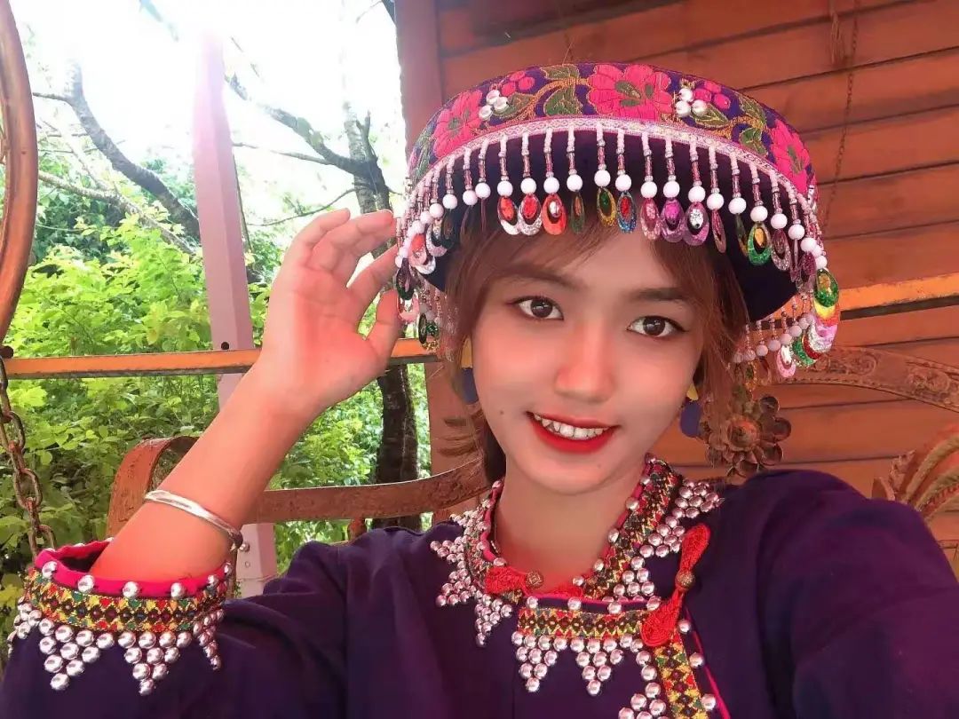 导游 · 看点 哈尼姑娘 你穿