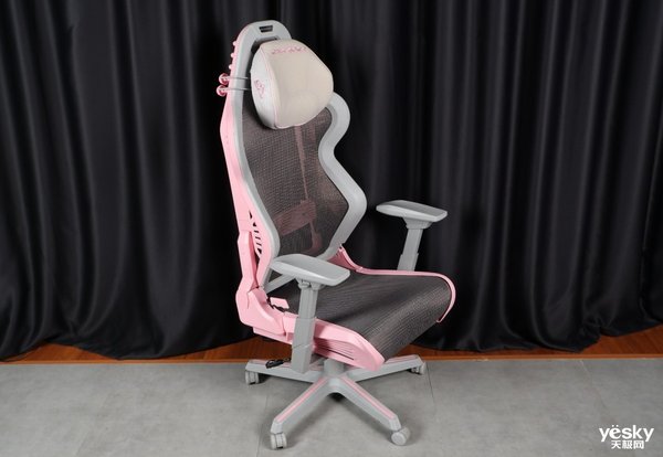 迪锐克斯DXRACER AIR女神定制款电竞网椅测评