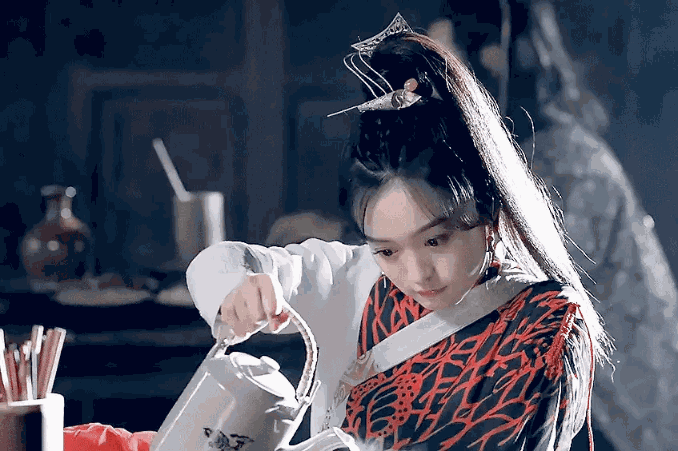 这么甜美的一张脸,为何让人看了就想"反手给她一个大嘴巴子"?