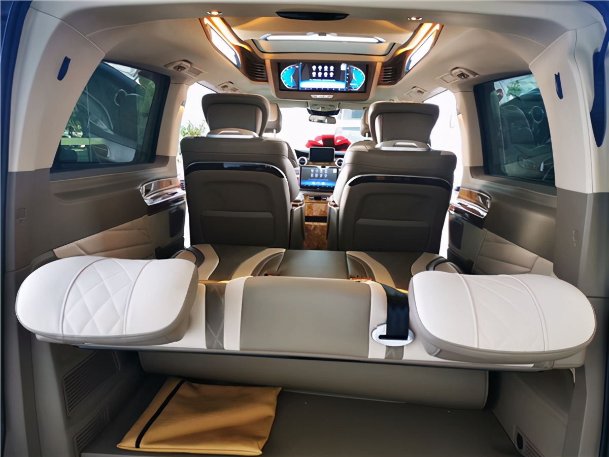 金冠奔驰v260l高顶半隔断 全新内饰升级首发