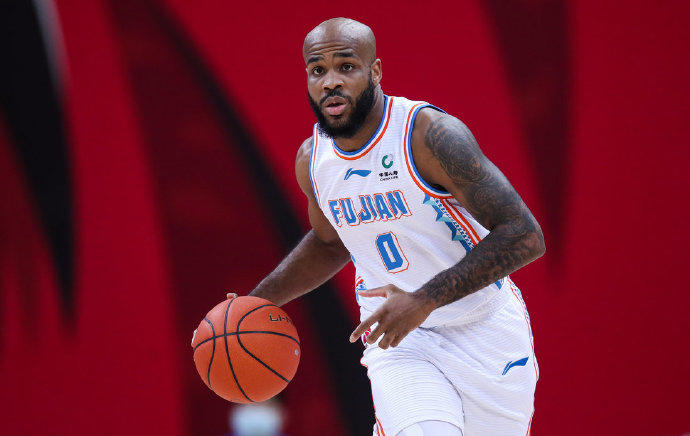 全能战士!高登全场砍下41分10板11助三双表现_凤凰网