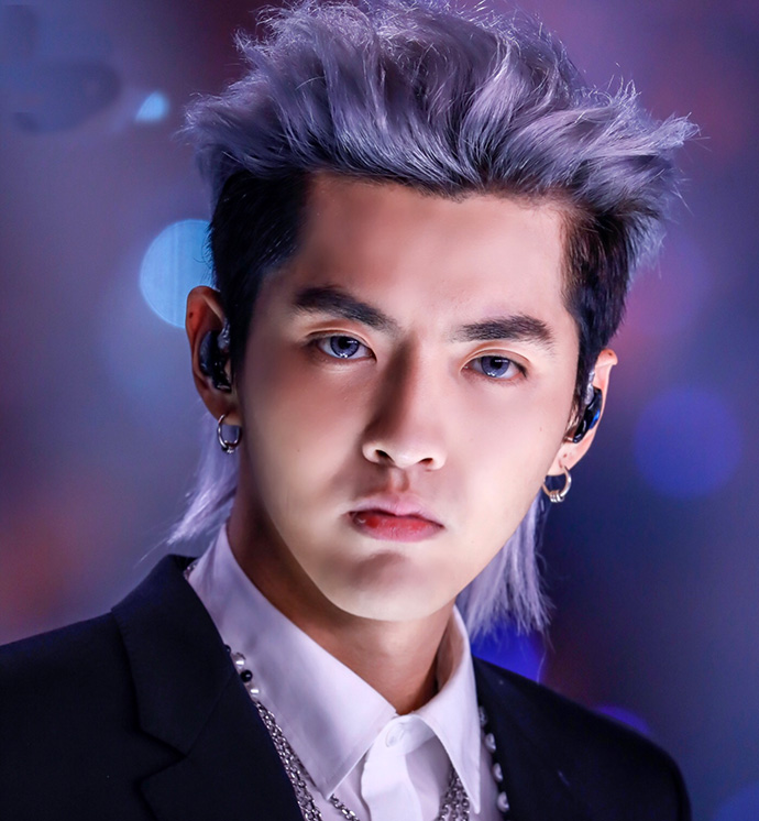 吴亦凡深陷绯闻,恐要凉凉,"突然理解鹿晗笑啥了"却登上热搜