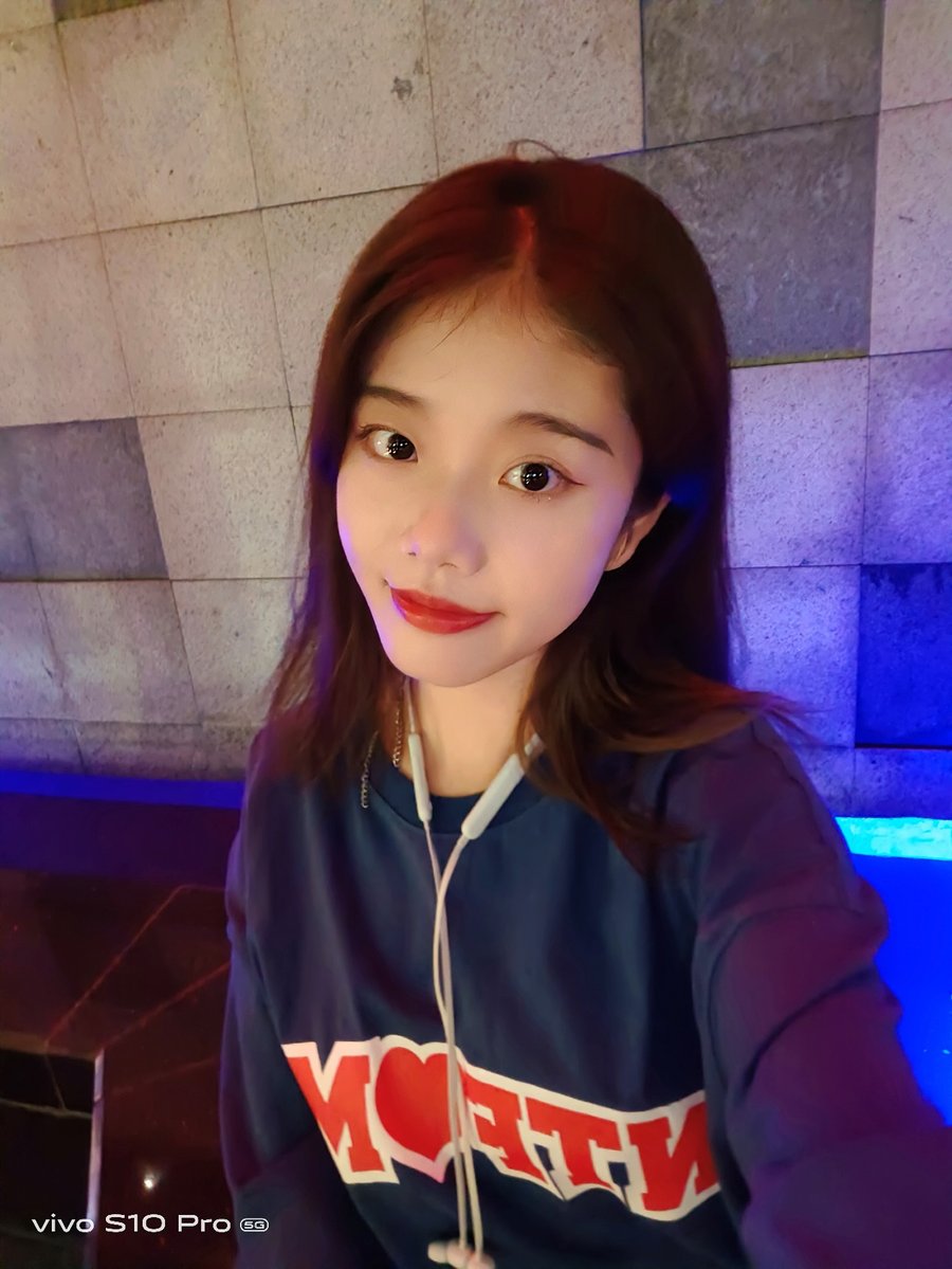 vivo s10 pro评测:自然柔光人像自拍有啥不同?