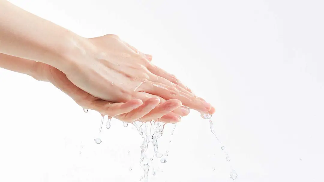 使用婴儿专用清洁产品