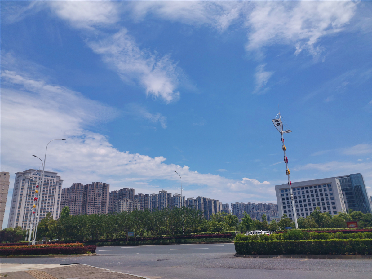 2023年7月24日在江西吉安城区拍摄的晚霞风光-搜狐大视野-搜狐新闻