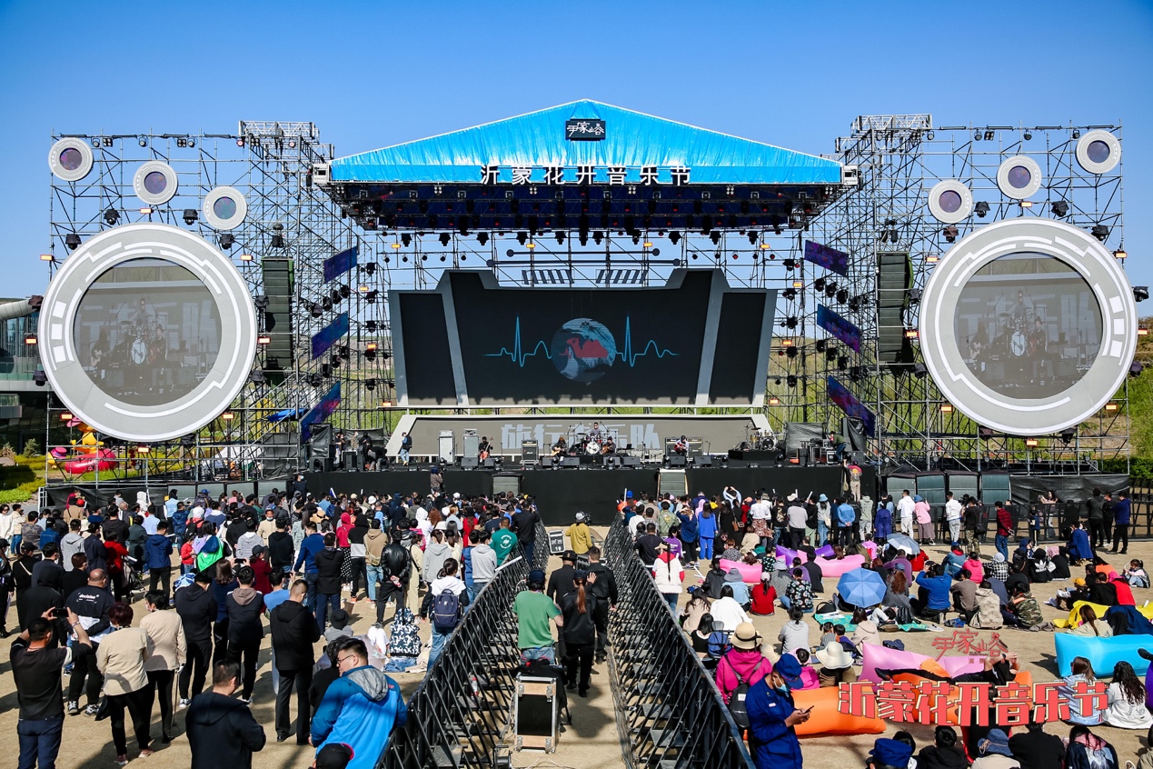 Màn hình LED ngoài trời cho sân khấu countdown