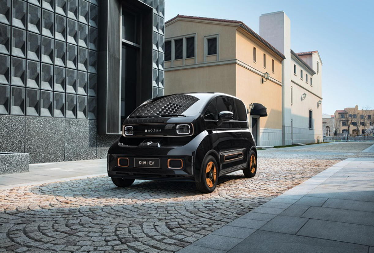 又有新选择了8月31日宝骏kiwiev正式上市值得期待