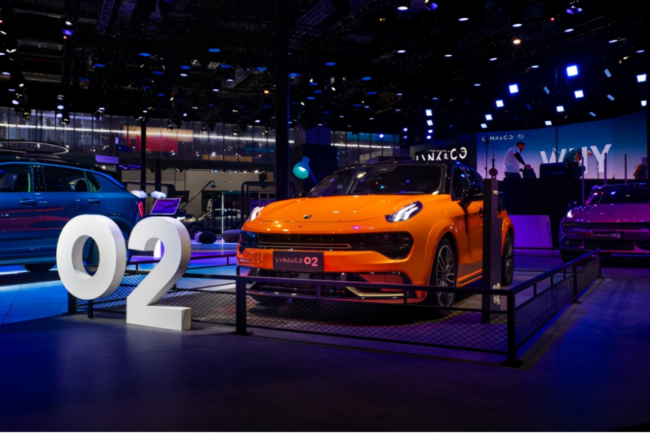 领克上海车展展台化身都市游乐场多款新车劲爆亮相