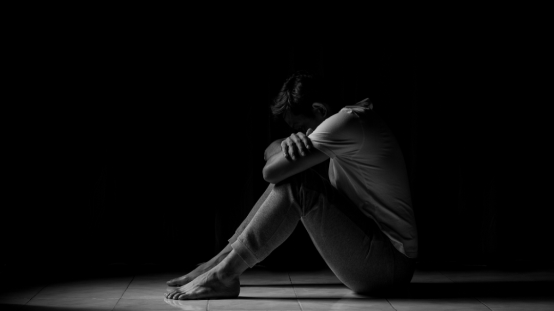 心境恶劣与抑郁症在临床严重程度,起