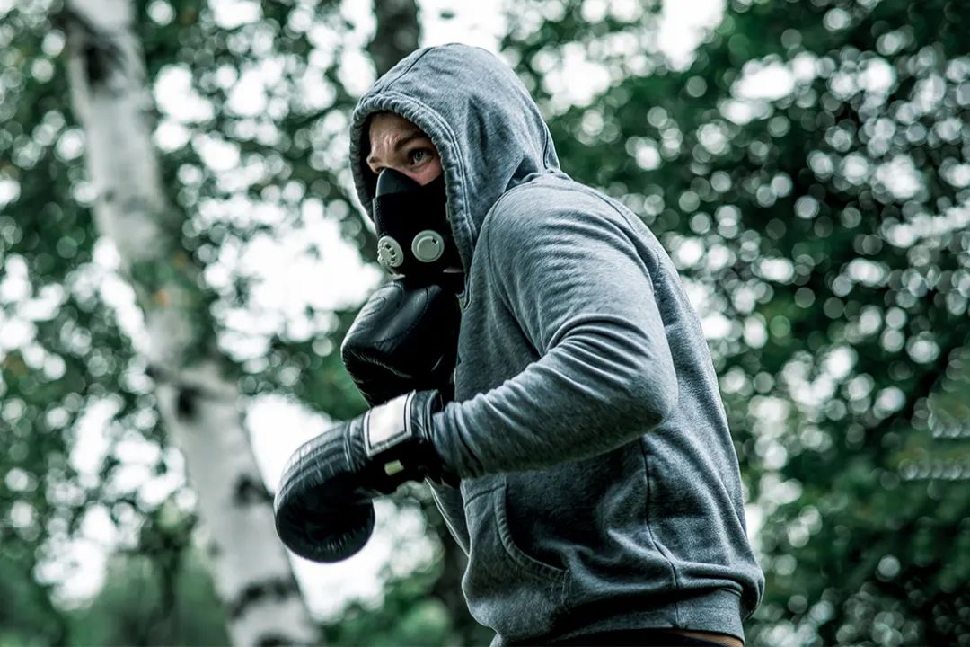 播求为什么戴着面罩训练?结果和你想的可能不一样