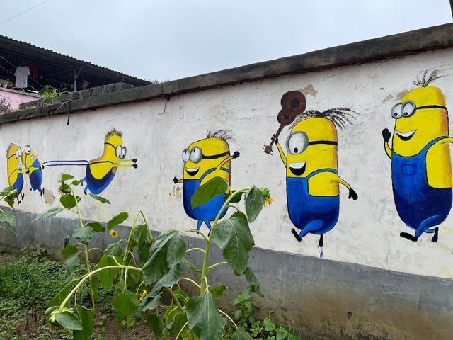 临颍:雨后的大李村空气清新,墙上的绘画让网友直呼爱了