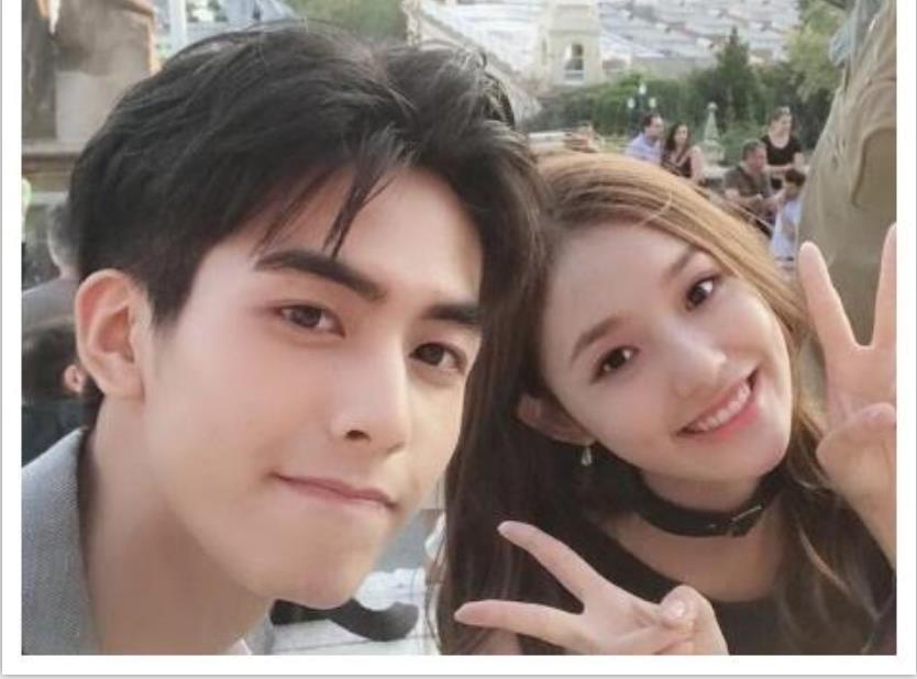 林允现在与颜人中在一起了此前她只和宋威龙谈了一场爱情