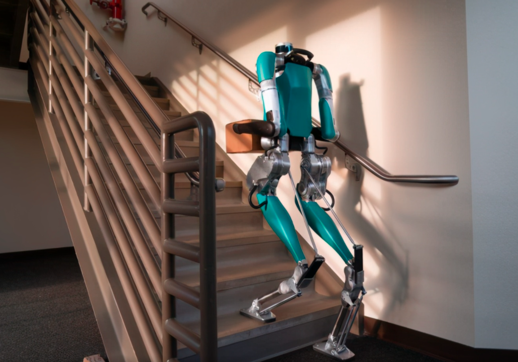 两足机器人cassie 53分钟跑5公里,全程无安全辅助