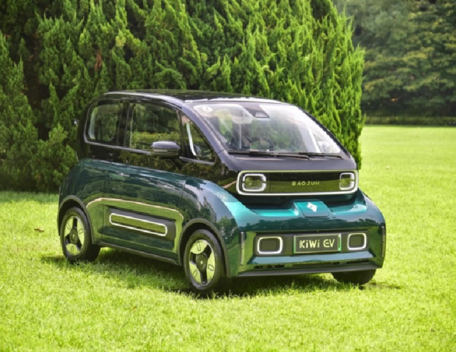 想入手微型车,欧拉黑猫和宝骏kiwi ev怎么选?__凤凰网
