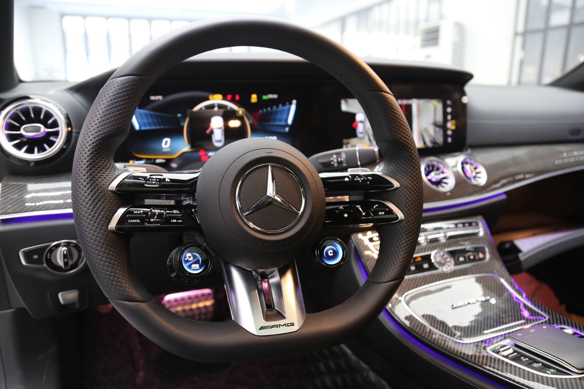 21款奔驰ecoupe全车装贴隐形车衣 座椅加热 oled旋钮 香氛负离子等