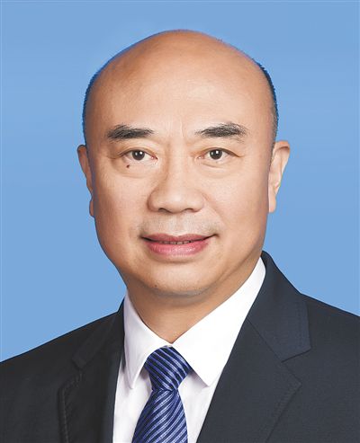 人民日报从政治高度把新发展理念贯彻落实下去