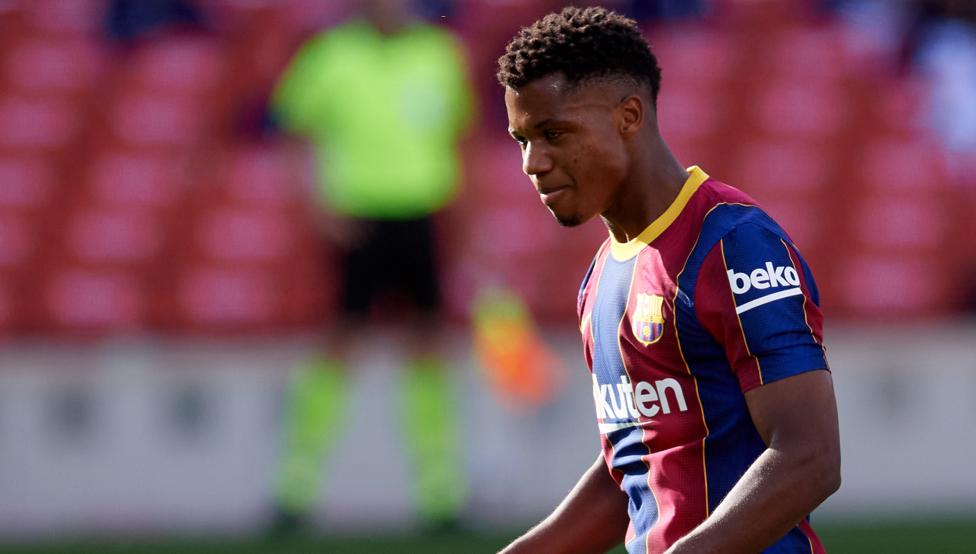 世体巴萨准备一口气和法蒂续约5年而且不用降薪