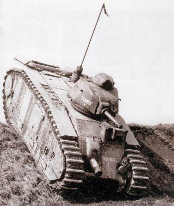 二战法军坦克高光时刻,单车击杀20辆坦克,身中百弹仍继续前进