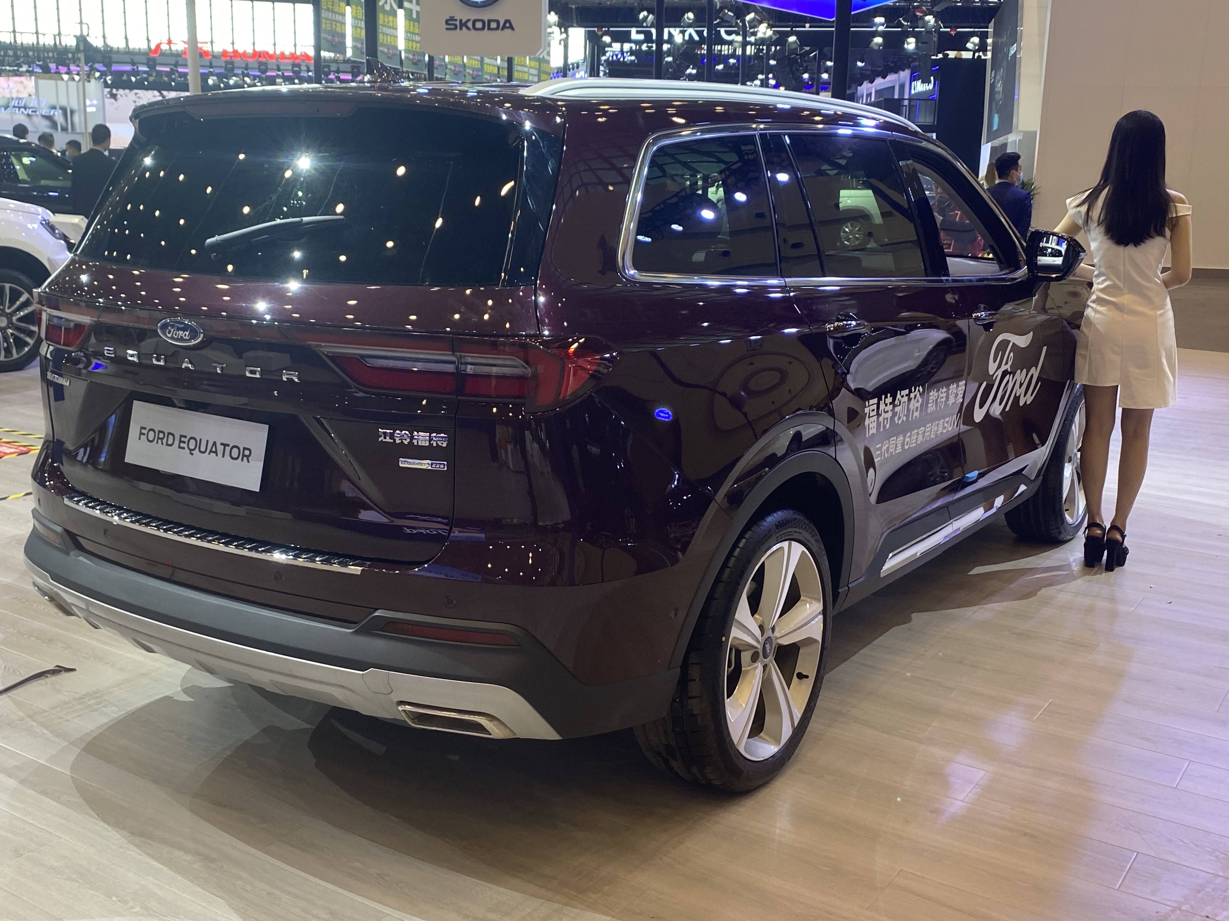 江铃福特乘用车渠道全面焕新升级 福特领裕河南隆重上市