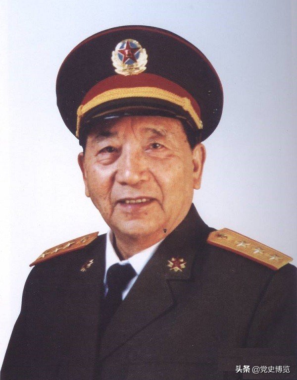 1988年,秦基伟被授予上将军衔