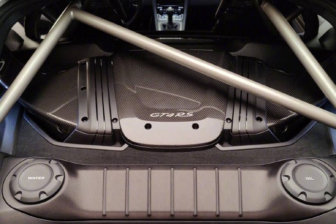 001P1V6ygy1gwi1b1xou6j62bk334x6r02