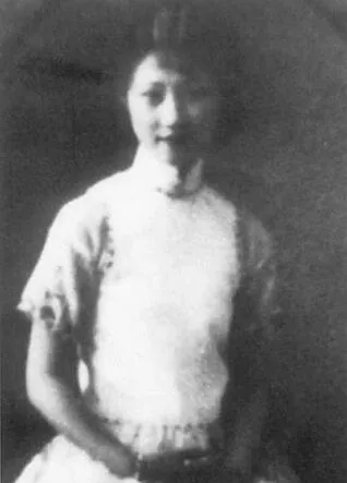 上图_ 赵一荻(1912年5月28日—2000年6月22日),又名绮霞,乳名香笙